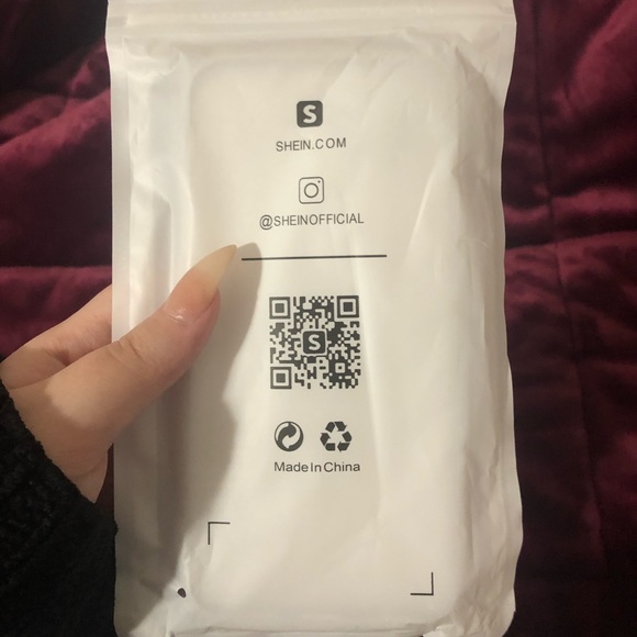 iphone 11 pro max case 🖤 - Picture 2 of 2